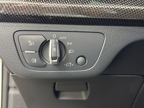 Used 2020 Audi SQ5 Premium Plus w/ Premium Plus Package image 32