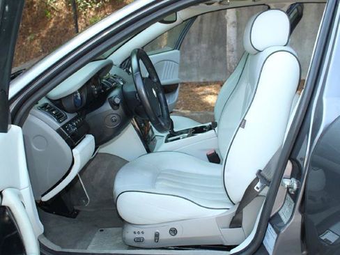 Used 2007 Maserati Quattroporte RWD image 12