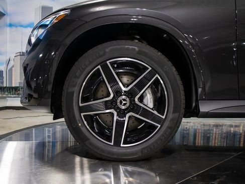 Used 2026 Mercedes-Benz GLC 300 4MATIC image 7