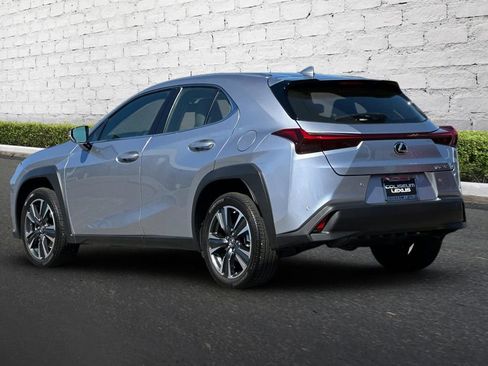 Used 2024 Lexus UX 250h FWD image 6
