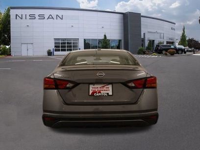Used 2025 Nissan Altima 2.5 SV
