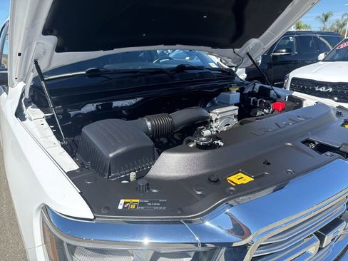 Used 2023 RAM 1500 Laramie AWD/4WD image 29