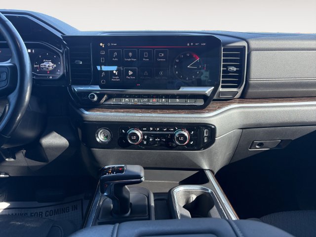 Used 2022 GMC Sierra 1500 Elevation w/ X31 Off-Road Package AWD/4WD image 11