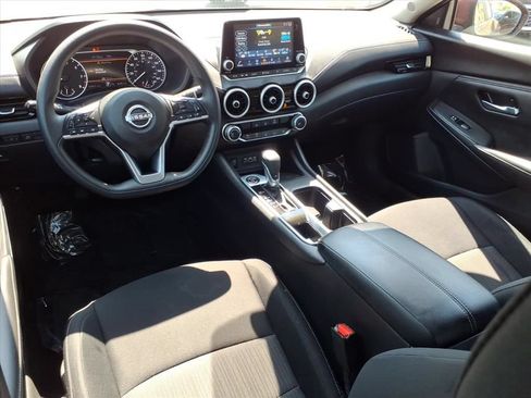 Used 2025 Nissan Sentra SV FWD image 23