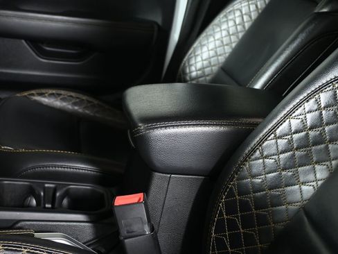 Used 2021 Jeep Wrangler Unlimited Sahara image 25