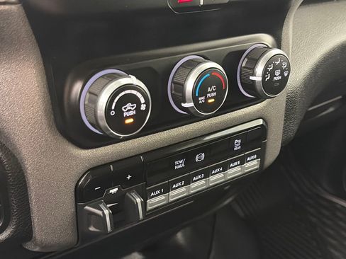Used 2020 RAM 2500 Tradesman AWD/4WD image 21