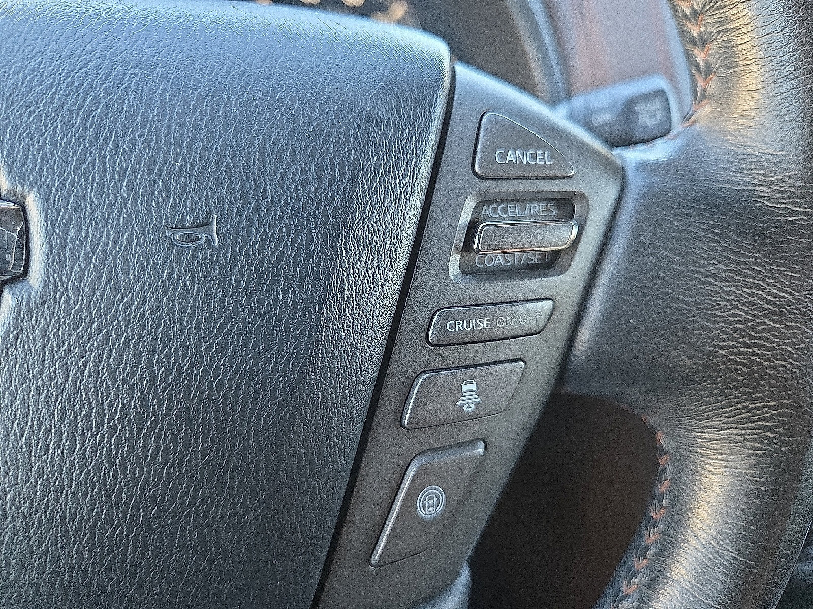 Used 2018 Nissan Armada Platinum w/ Captain Seat Package RWD image 24