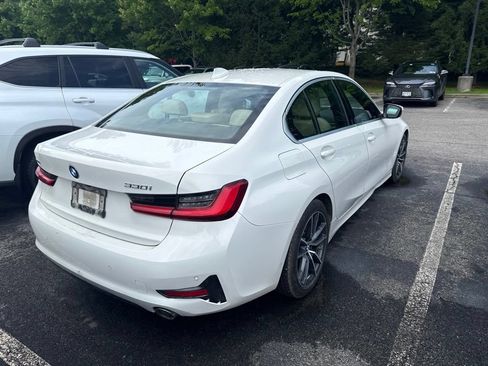 Used 2020 BMW 330i xDrive Sedan w/ Premium Package AWD/4WD image 4