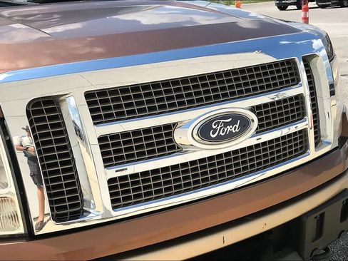 Used 2011 Ford F150 King Ranch image 29