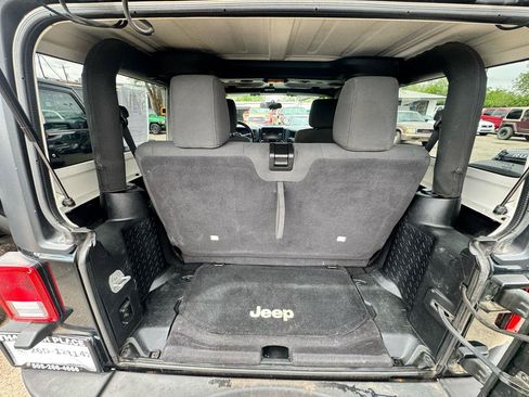 Used 2012 Jeep Wrangler Sport AWD/4WD image 18