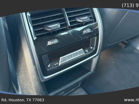 Used 2020 BMW X5 M50i w/ Luxury Seating Package image 30