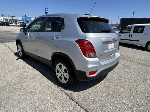 Used 2017 Chevrolet Trax LS FWD image 6