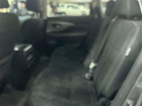 Certified 2019 Nissan Murano SV image 12