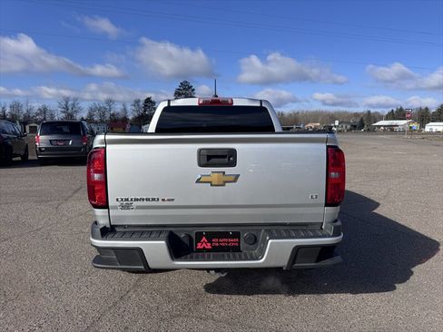 Used 2020 Chevrolet Colorado LT AWD/4WD image 8