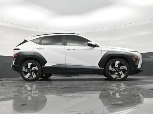 Used 2024 Hyundai Kona Limited FWD image 25