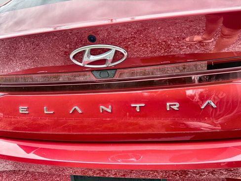 Certified 2023 Hyundai Elantra SEL FWD image 36