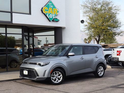 Used 2024 Kia Soul LX w/ Option Group 015 image 3