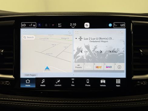 Used 2026 Chrysler Pacifica Limited AWD/4WD image 7