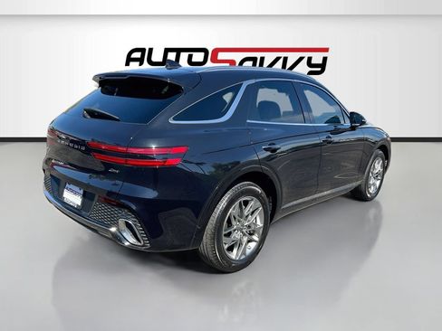 Used 2024 Genesis GV70 2.5T AWD/4WD image 7