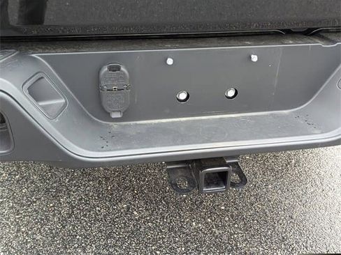 Used 2023 Jeep Gladiator Mojave w/ Cold Weather Group image 28