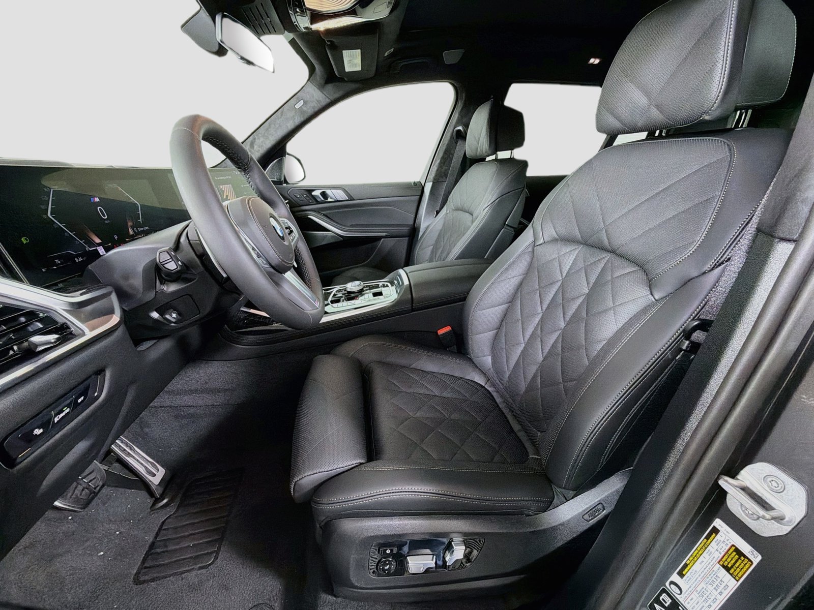 New 2027 BMW X7 xDrive40i w/ Executive Package AWD/4WD image 12