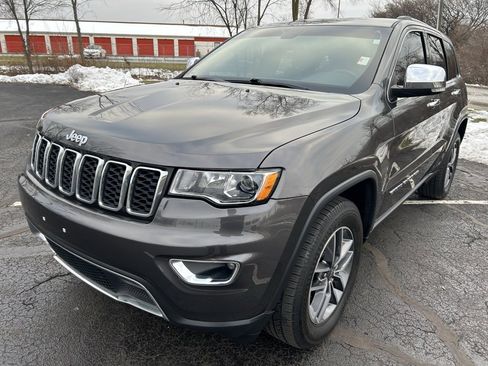 Used 2019 Jeep Grand Cherokee Limited image 24