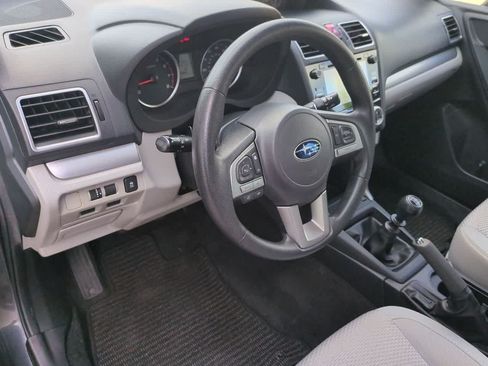 Used 2018 Subaru Forester 2.5i Premium AWD/4WD image 2