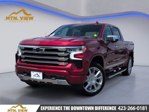 Used 2025 Chevrolet Silverado 1500 High Country w/ High Country Premium Package AWD/4WD image 1