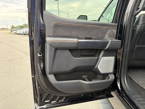Certified 2024 Ford F350 Platinum w/ FX4 Off-Road Package AWD/4WD image 18