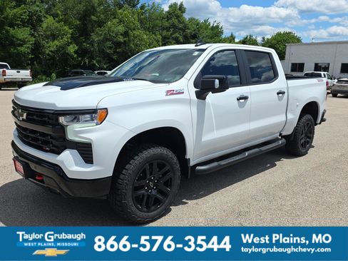 New 2026 Chevrolet Silverado 1500 LT Trail Boss w/ Safety Package AWD/4WD image 4