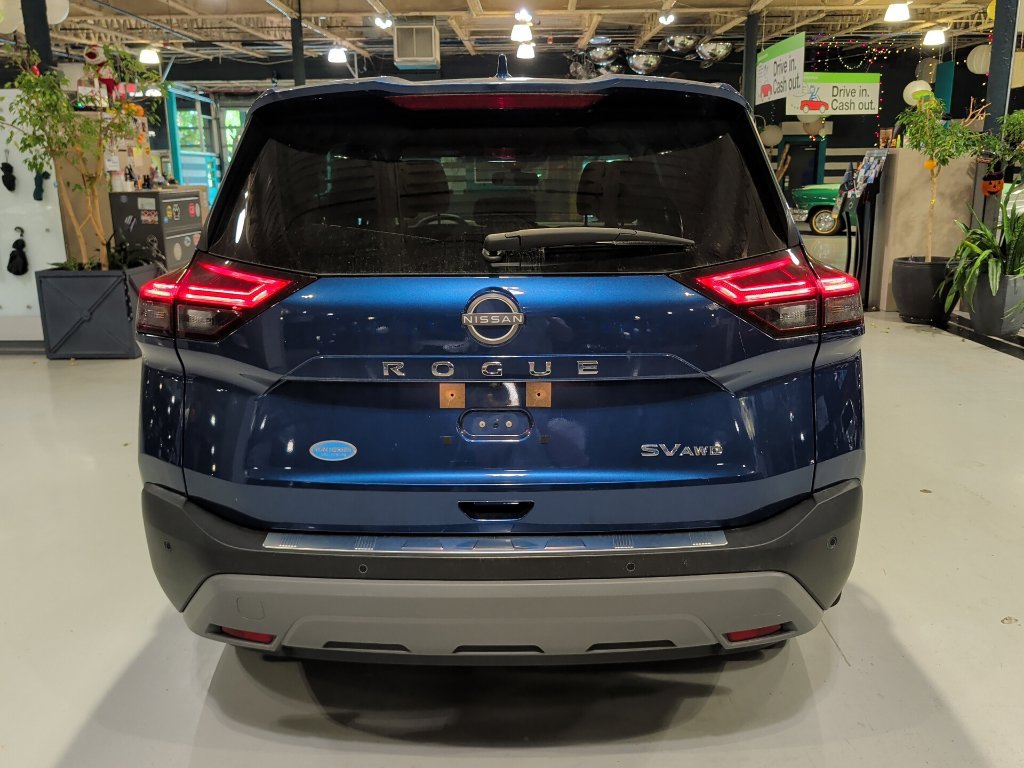 Used 2023 Nissan Rogue SV AWD/4WD image 12