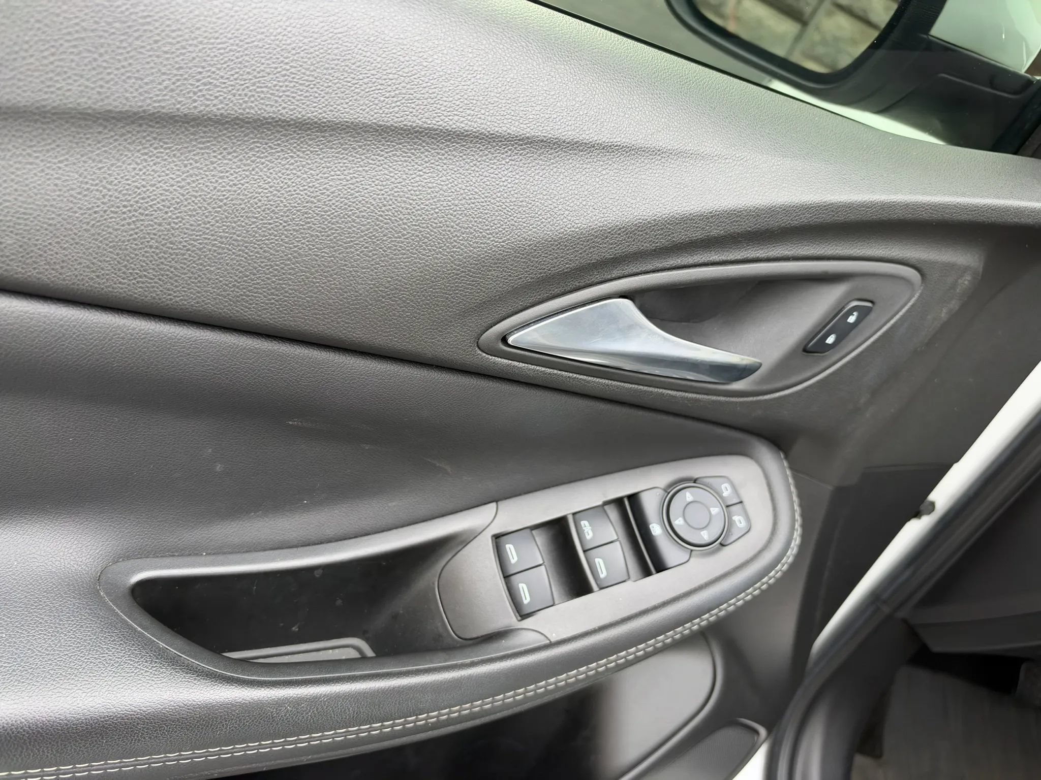 Used 2021 Buick Encore GX Preferred FWD image 27
