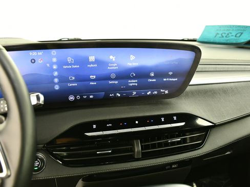 Used 2025 Buick Enclave Preferred image 25