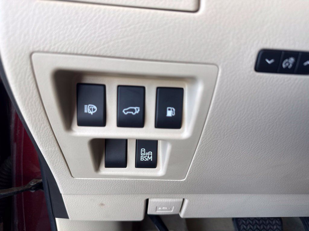 Used 2014 Lexus RX 450h AWD image 13