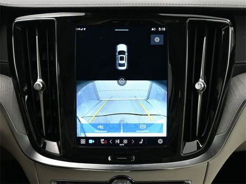 Used 2023 Volvo S60 B5 Ultimate w/ Climate Package image 20