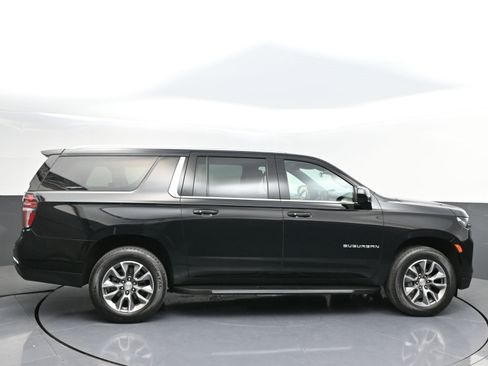 Used 2024 Chevrolet Suburban LS w/ Driver Alert Package image 8