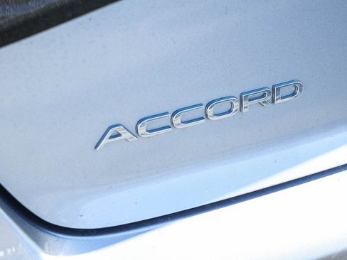 Used 2023 Honda Accord Sport image 9