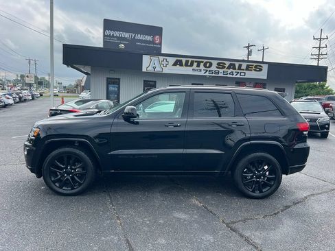 Used 2018 Jeep Grand Cherokee Altitude AWD/4WD image 1