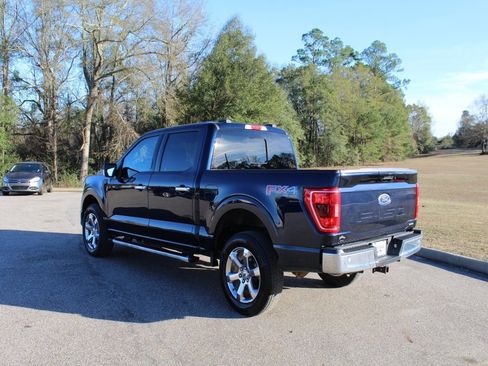 Used 2022 Ford F150 XLT w/ Equipment Group 302A High image 11
