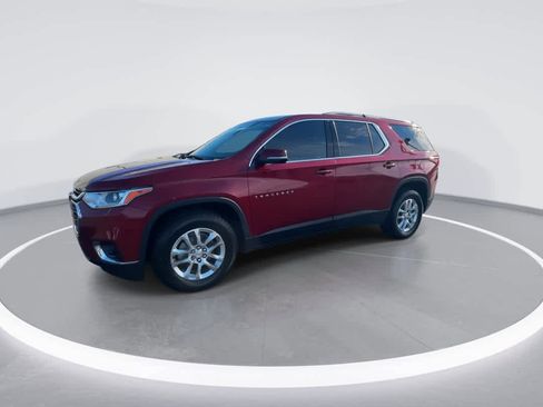 Used 2018 Chevrolet Traverse LT image 4