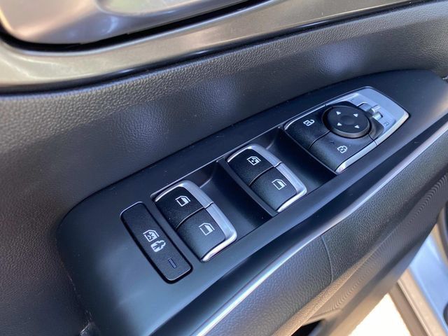 Used 2021 Kia Sorento EX FWD image 13