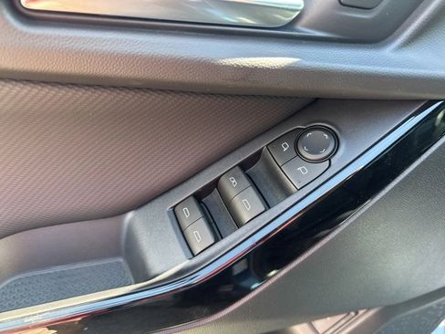 New 2026 Chevrolet Equinox LT w/ Convenience Package II image 13