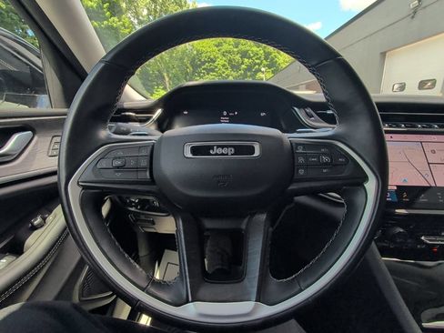 Used 2021 Jeep Grand Cherokee L Limited AWD/4WD image 21