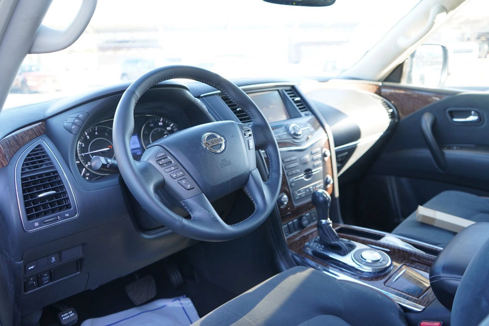 Used 2017 Nissan Armada SV w/ Driver Package RWD image 9