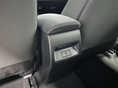 Used 2026 Toyota Corolla SE FWD image 47