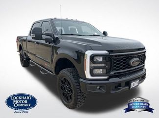 New 2025 Ford F250 XLT w/ Black Appearance Package 360° Tour