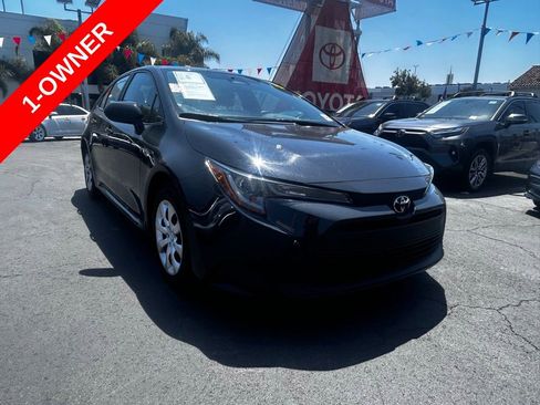 Used 2024 Toyota Corolla LE FWD image 2