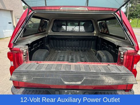 Used 2022 Chevrolet Silverado 2500 High Country w/ Safety Package II AWD/4WD image 6