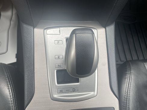 Used 2012 Subaru Outback 2.5i Limited image 15