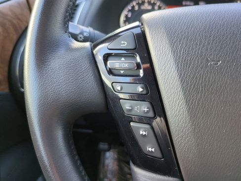 Used 2022 Nissan Armada SL w/ Captain's Chairs Package image 24